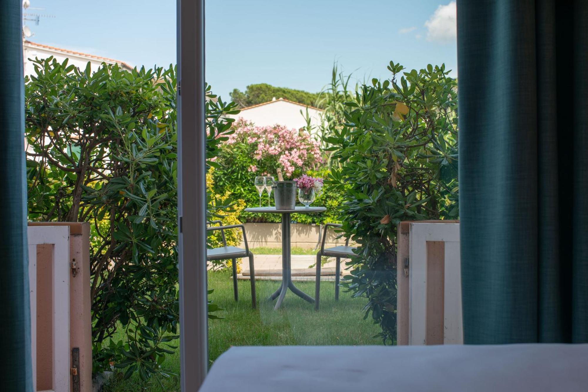 Hotel Riva Del Sole Marina di Campo Exterior photo